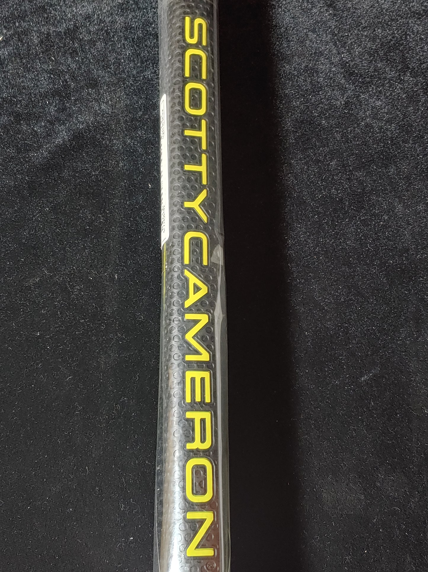 NEW! Scotty Cameron Studio Design Midsize 11" Golf Putter Grip Black/Yellow Great Feel!