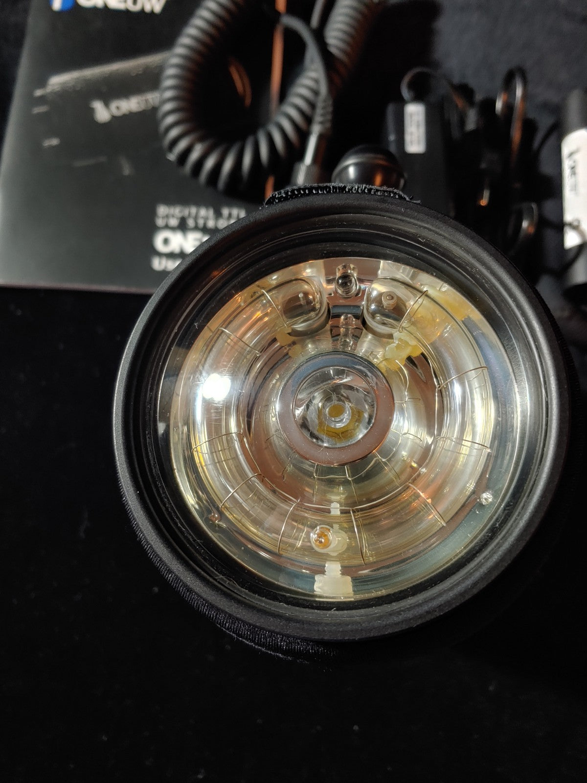 REDUCED! ONE UW 160X Underwater Strobe Excellent Condition w/Accessories