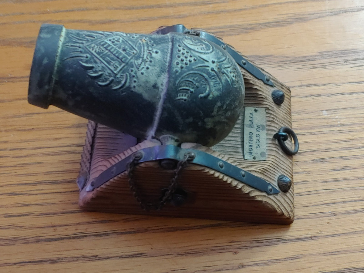 Vintage Mortero Plaza Siglo SVI Mini Cannon Wood and Metal