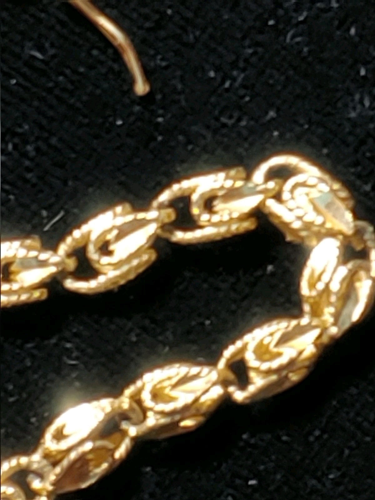14k Gold Bracelet 7” Long Rare Style 6.8 Gram FREE SHIP