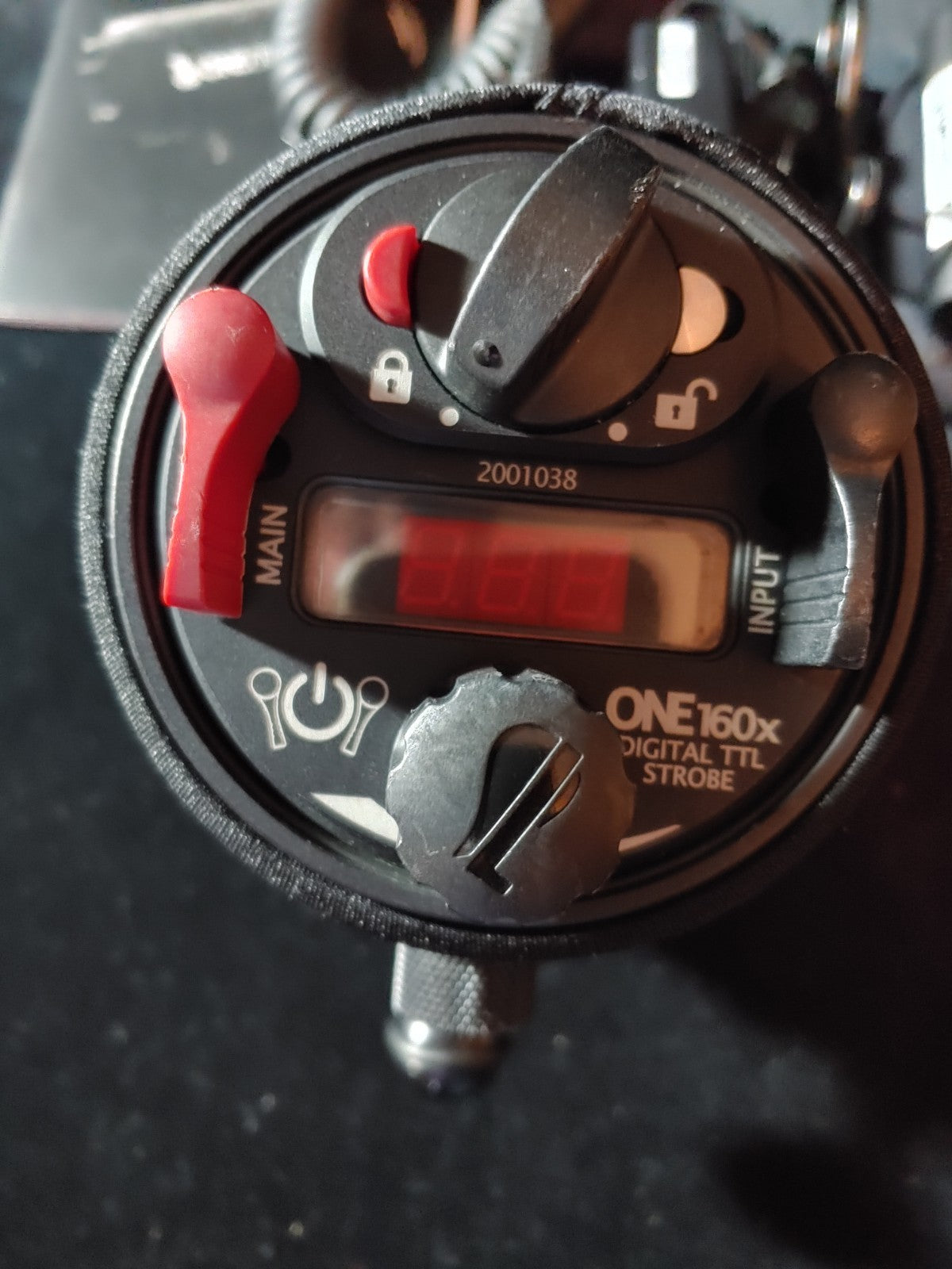 REDUCED! ONE UW 160X Underwater Strobe Excellent Condition w/Accessories