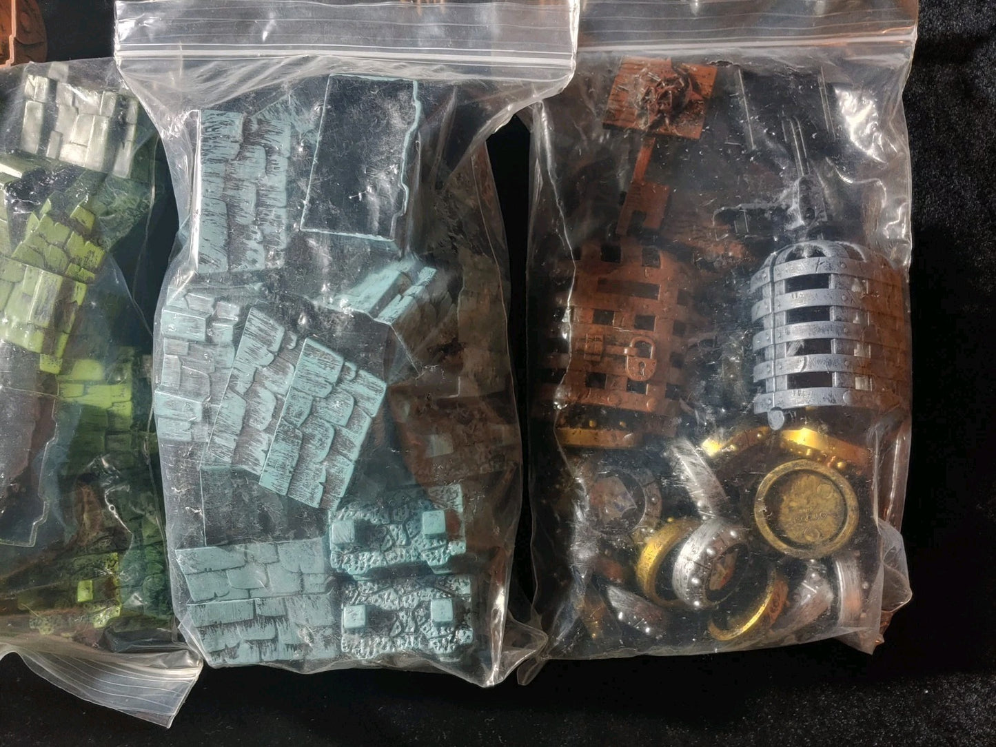 REDUCED! Battleground Crossbows & Catapults Knights vs Orcs War Game Lot