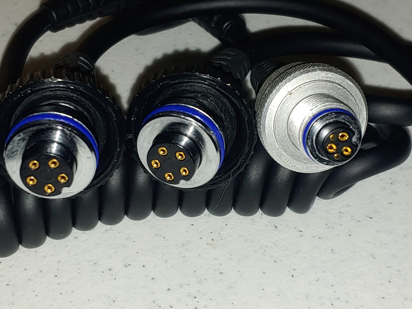 REDUCED! Sea and Sea - Dual 5-PIN Sync Cord Nikon