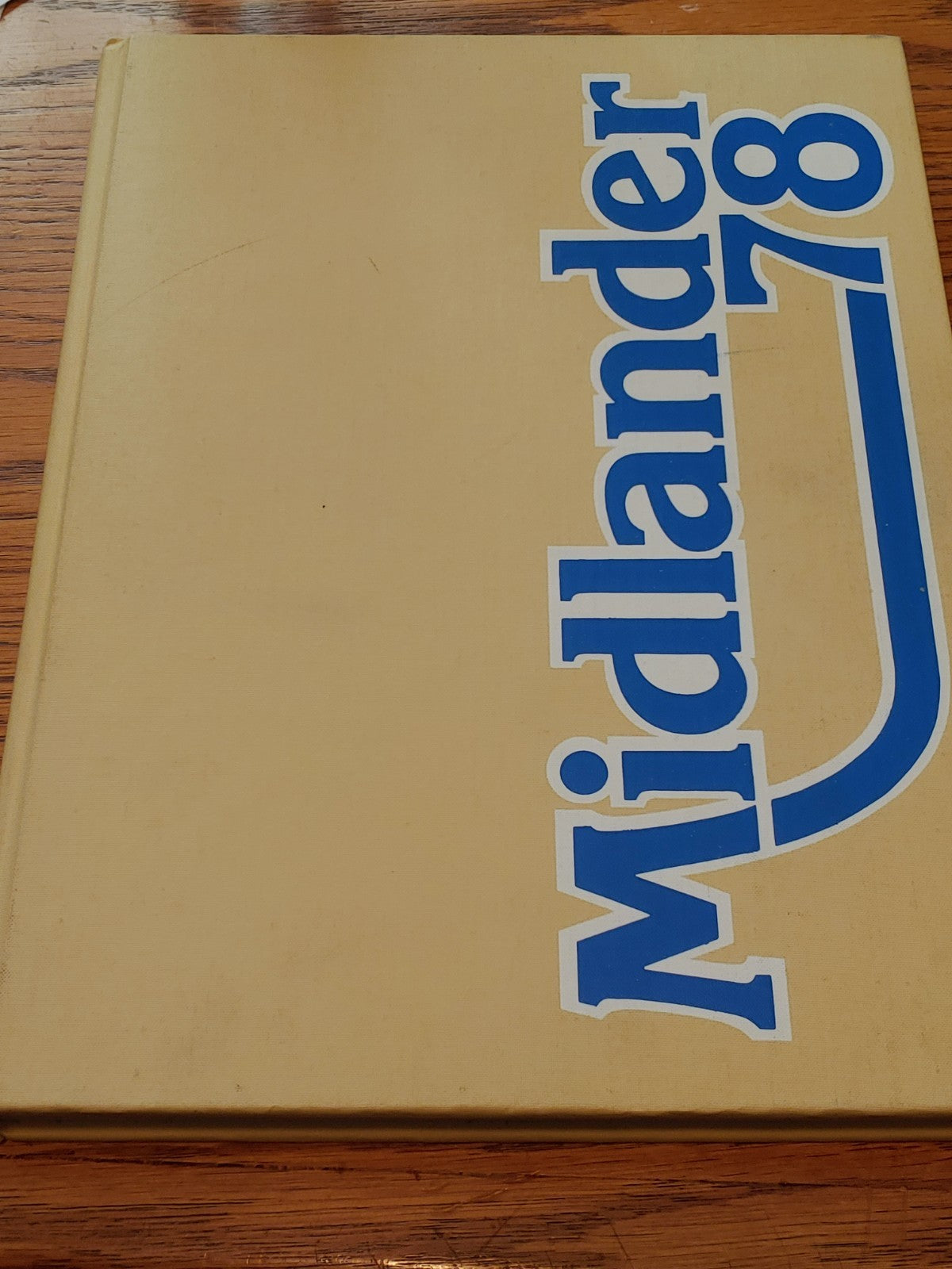 Vintage 1978 MTSU Midlander Annual Yearbook Clean