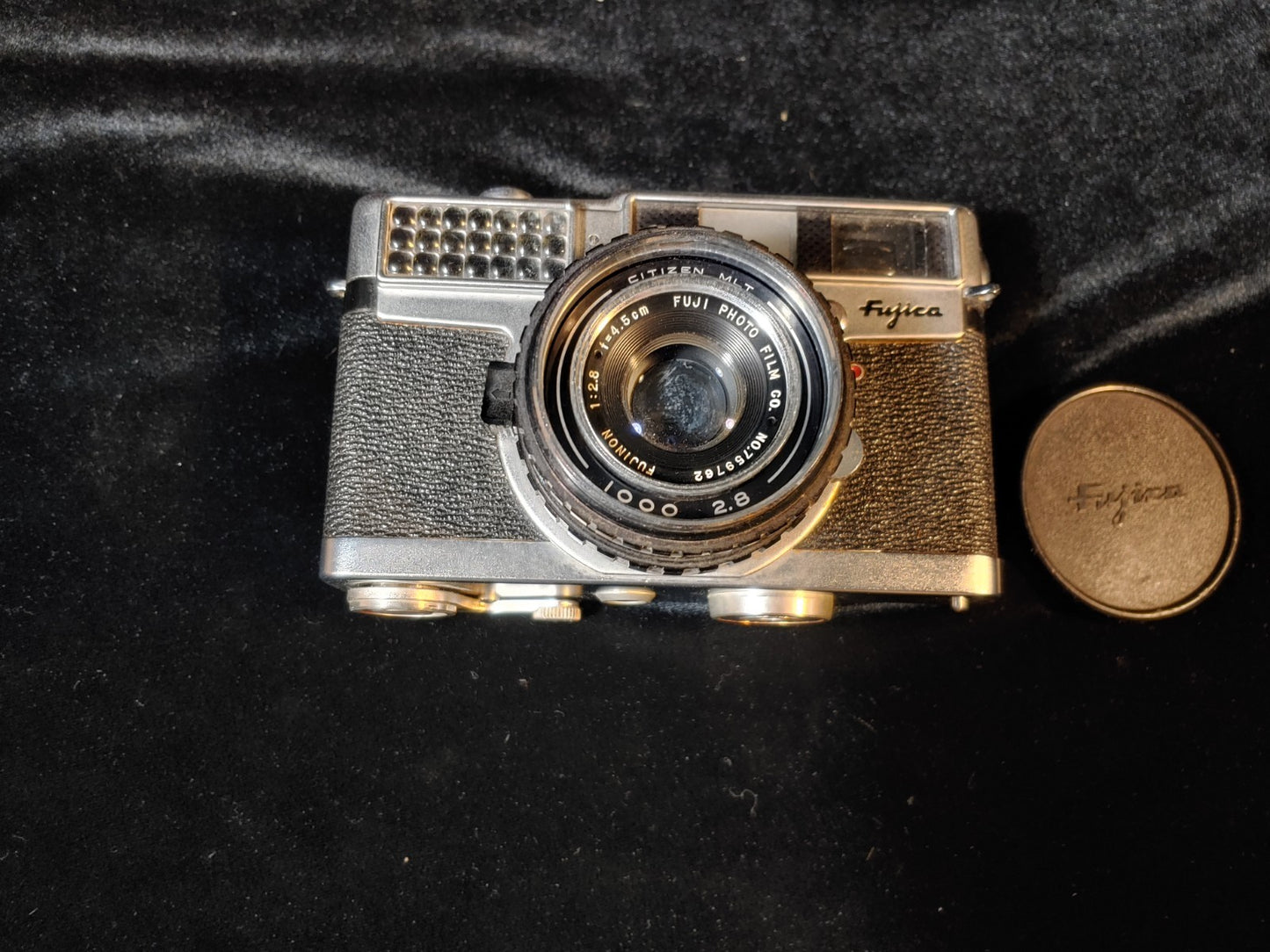 Fujica 35-SE Camera 35mm Rangefinder Fujinon 4.5cm f/2.8 Lens Meter Working!