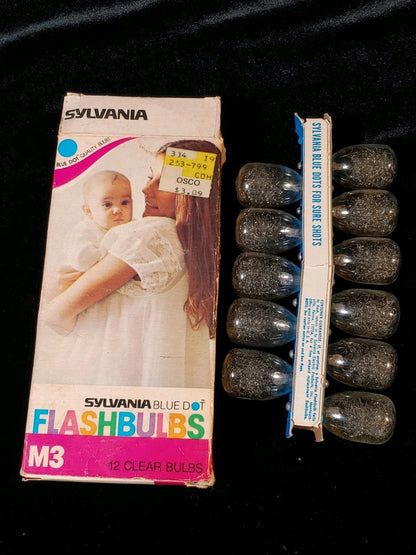 Vintage Sylvania M3 Flashbulbs Blue Dot 11 pc New Unused