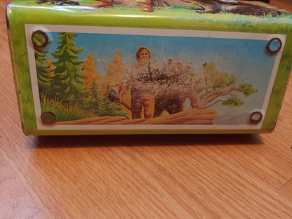 VINTAGE BEAR GRIZZLY ADAMS METAL LUNCH BOX W/THERMOS 1977
