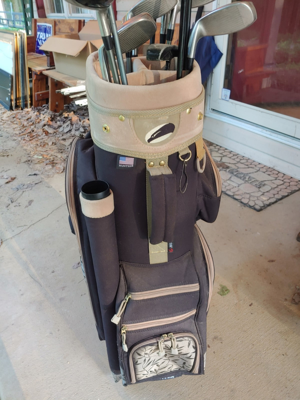 Top Flite AHS golf club set 3-PW +, Taylormade Driver, 2 Hybrids, Putter, Bag