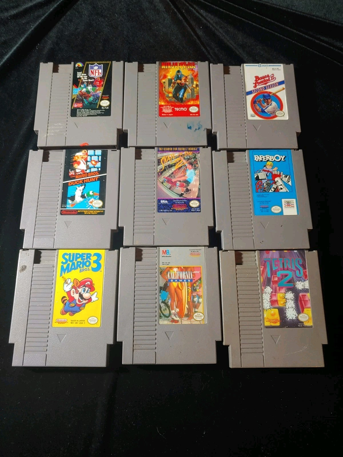 Vintage Nintendo NES Video Game Console System Bundle NES001