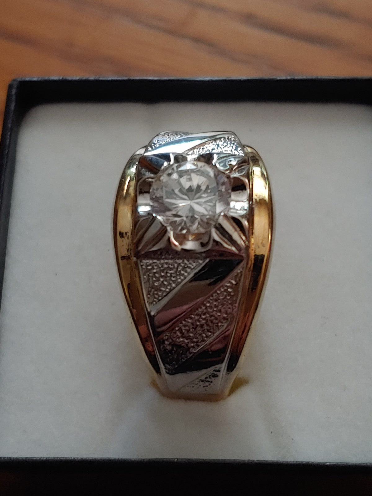 Vintage Lind Ring 14K HGE Two Tone Cubic Zirconia Stone 9.75