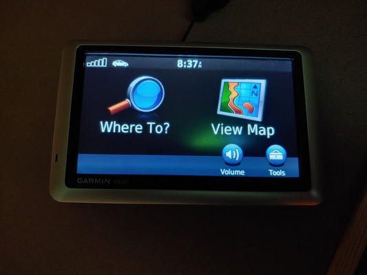 Garmin Nuvi 200 GPS Head Unit Powers Up