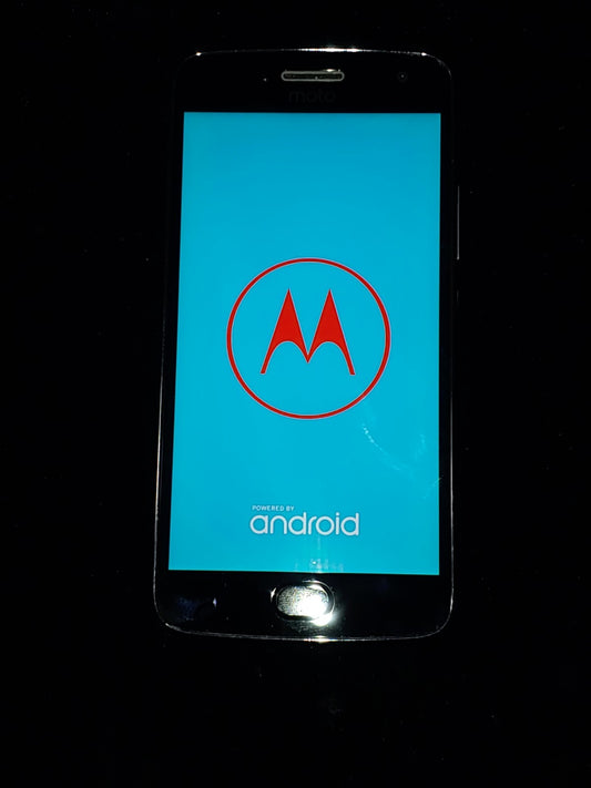 Motorola XT1687 Cell Phone Lenovo Great Condition