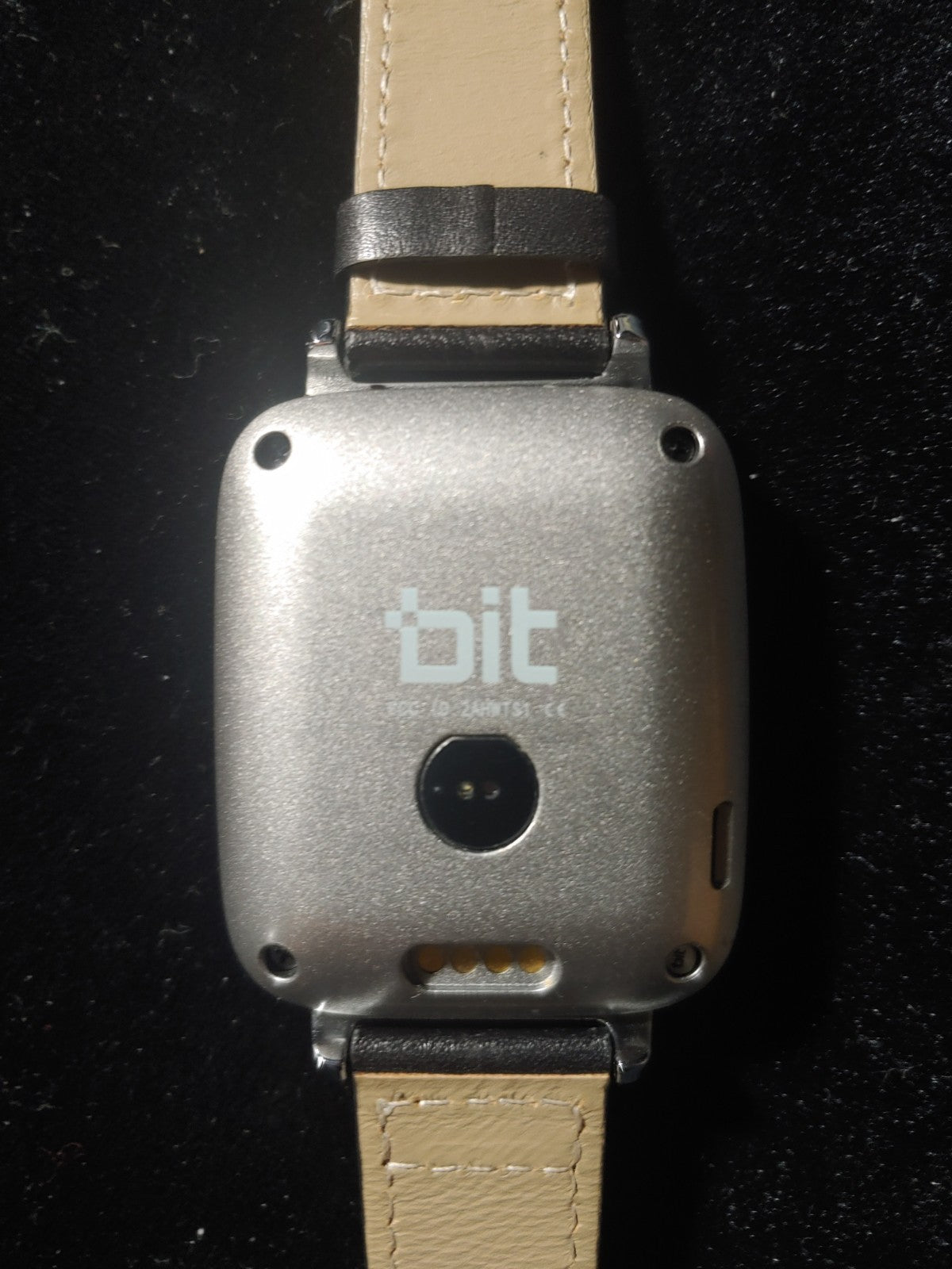 Beantech S1 Bit Watch lot with Extra Sport Bands Chargers Various Colors