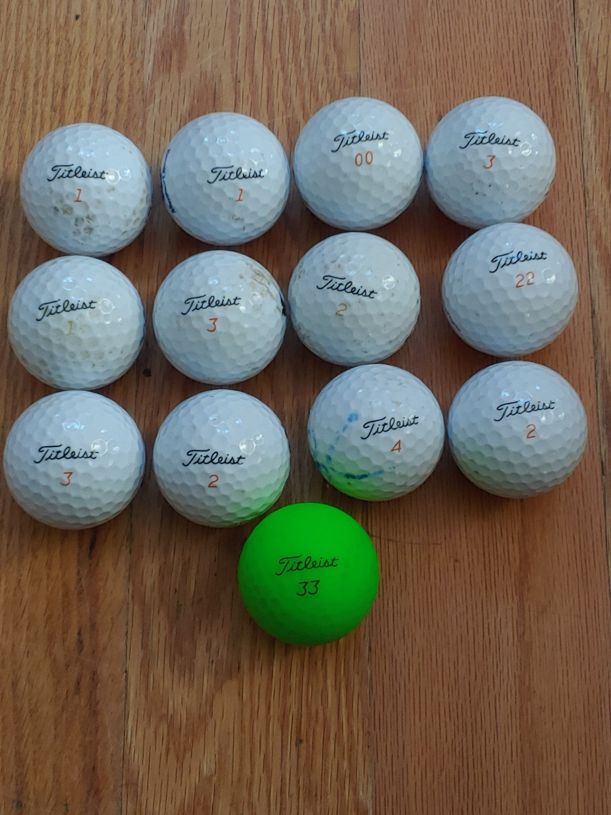13 TITLEIST VELOCITY GOLF BALLS GOOD CONDITION