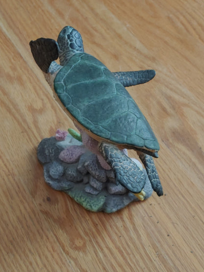 1994 Maruri Wonders of the Sea Green Sea Turtle Ceramic Figurine
