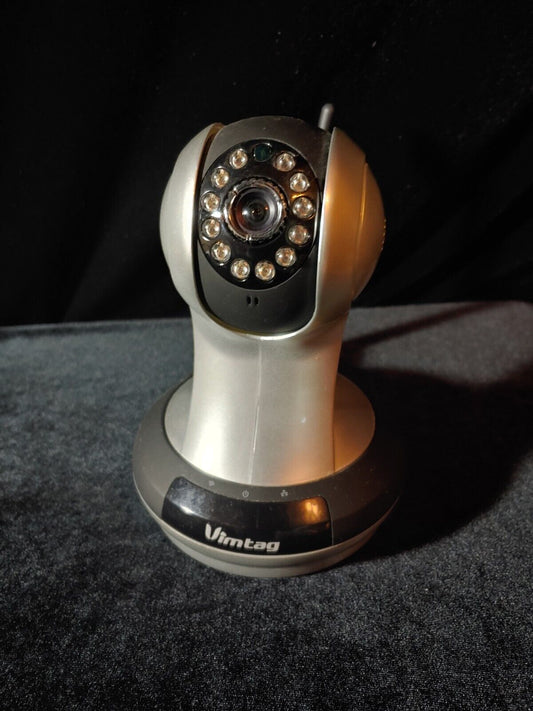 Vimtag VT-361 Wi-Fi Security Camera HD IP/Network Video 720P Powers On Rotates