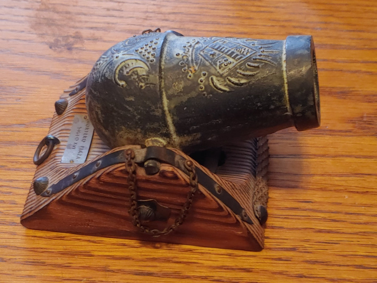 Vintage Mortero Plaza Siglo SVI Mini Cannon Wood and Metal