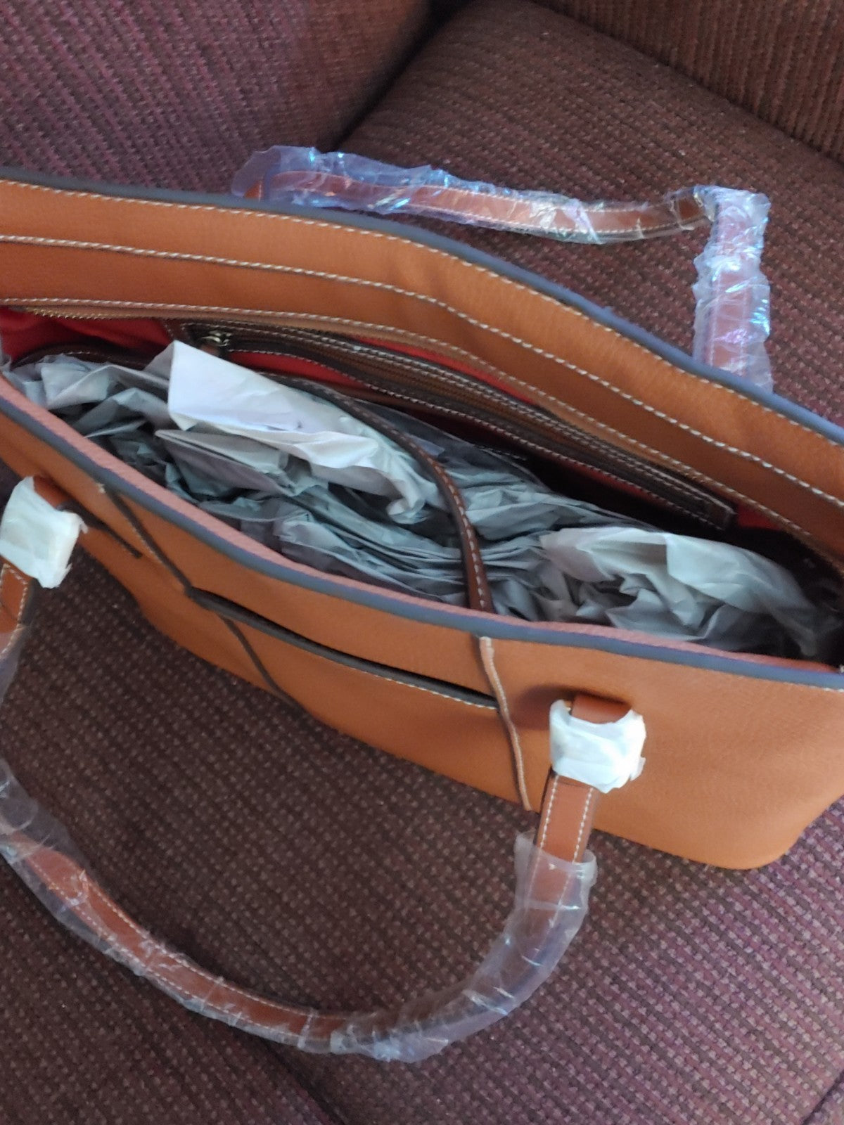 New! Korvara Vegan Leather Pebble Grain Brown Purse