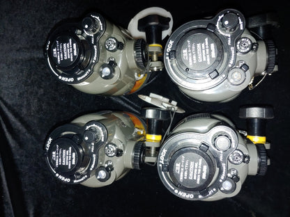 REDUCED! 4 SEA & SEA YS-110 Underwater Strobe Lights Photography Very Little Use