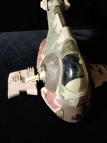 Vintage 1996 STAR WARS Boba Fett’s Slave One Model HASBRO