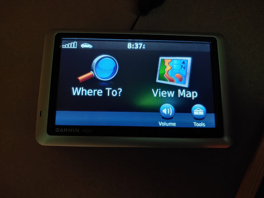 Garmin Nuvi 1450 GPS Head Unit Powers Up w/16gb card