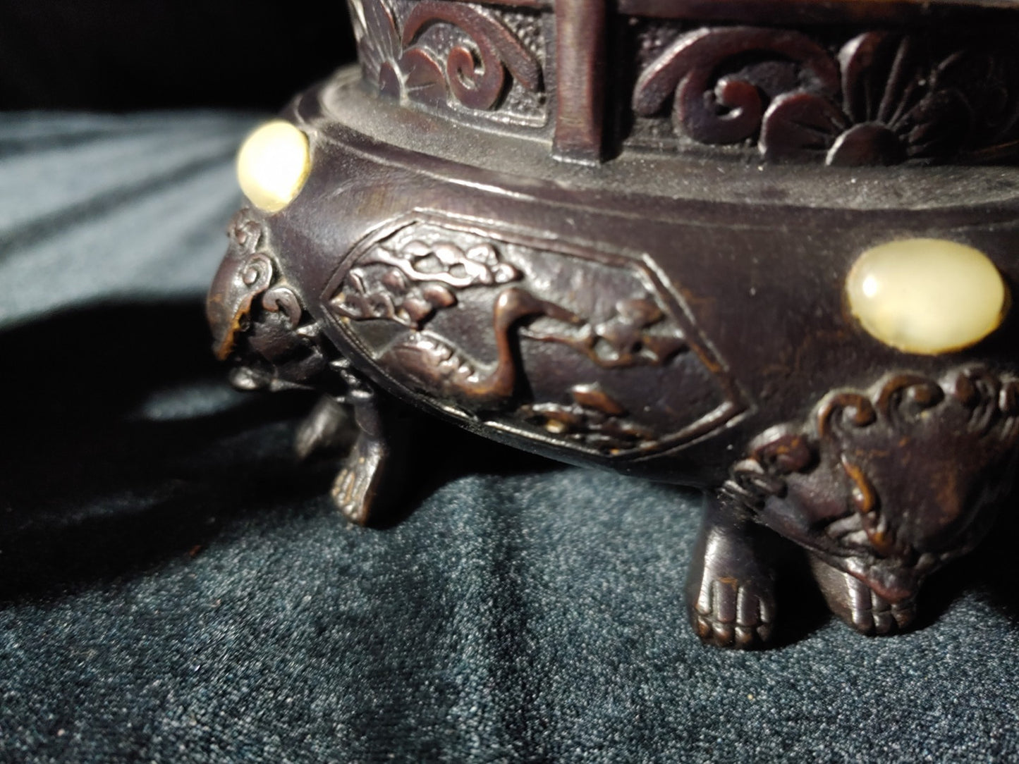 RARE! Vintage Chinese Jeweled Sensor Incense Burner