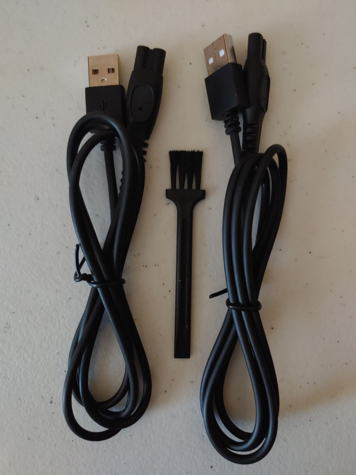 REDUCED! New! Philips Norelco 5V USB cables for OneBlade Razor QP4631... 2pk
