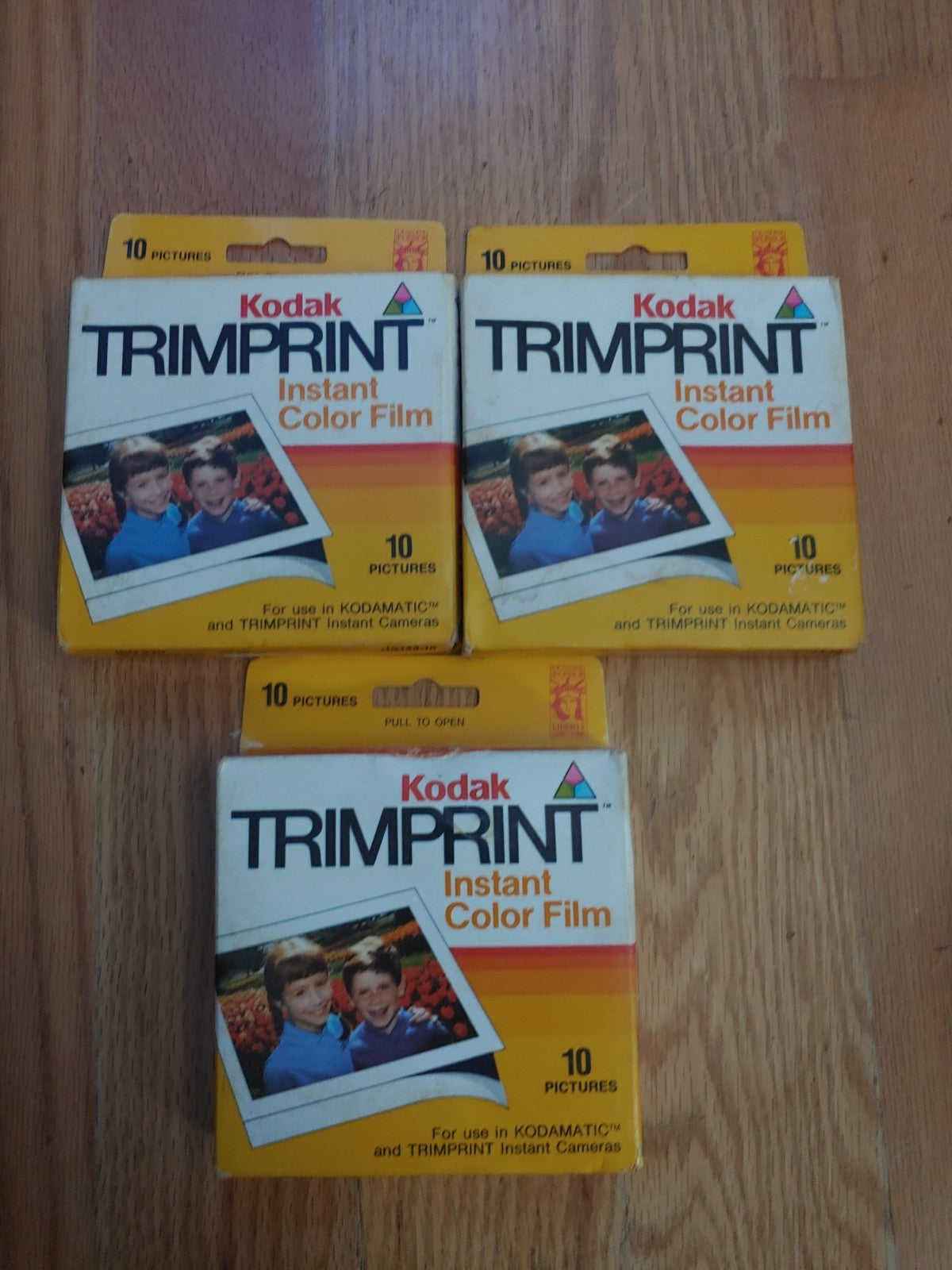 SEALED 3-10 PRINT PACK KODAK TRIMPRINT INSTANT COLOR FILM HS144-10