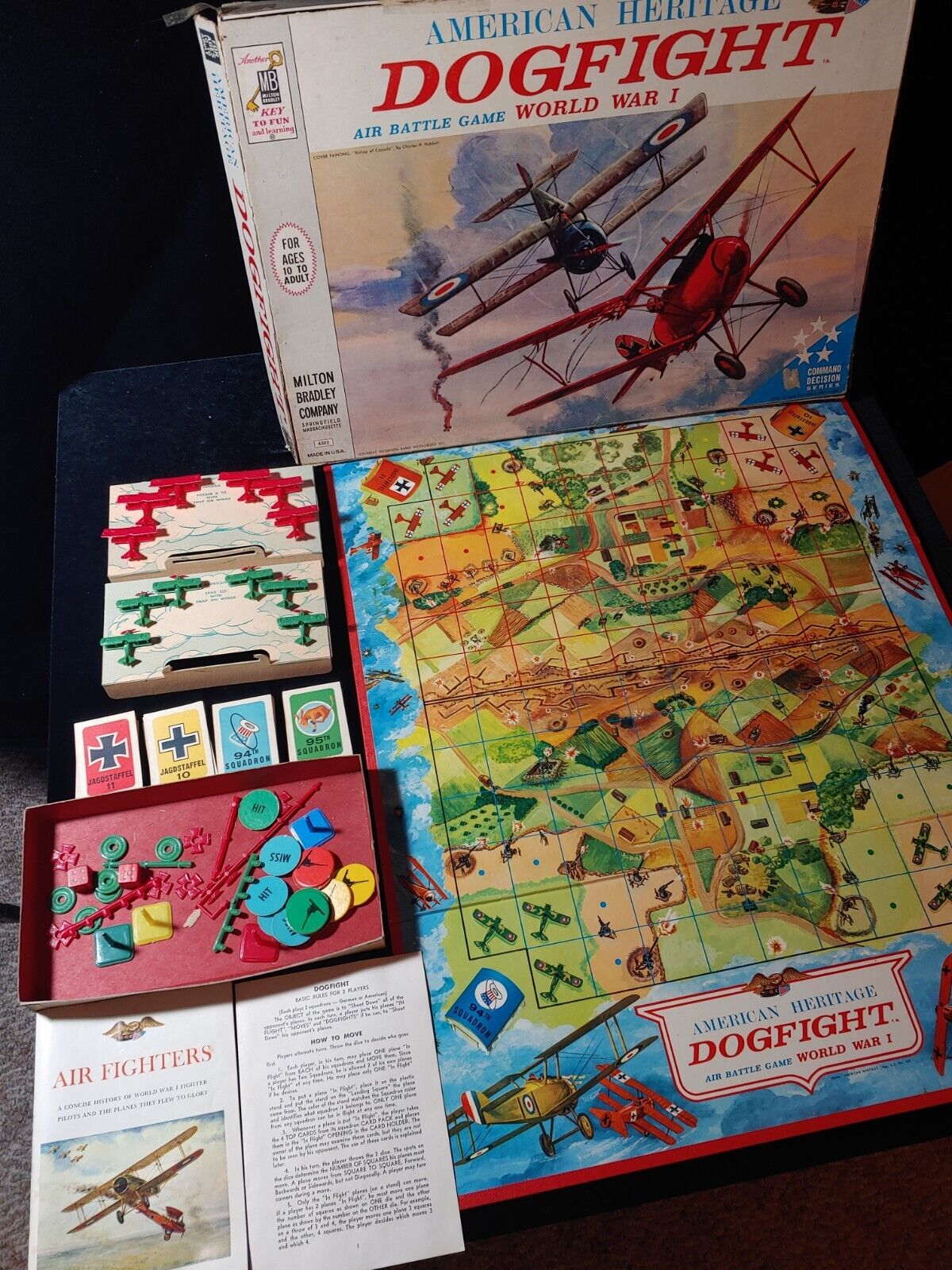 Vintage 1963 Milton Bradley DOGFIGHT WWI Air Battle Game