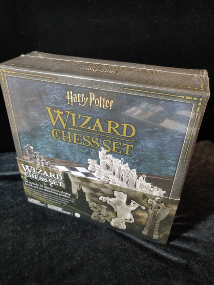 New Harry Potter The Noble Edition Wizard Chess Game Set With 32 Pieces