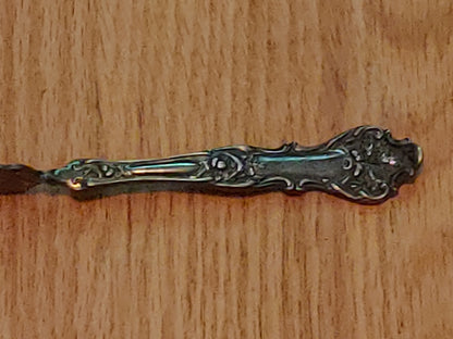 Vintage 1847 Rogers Bros Master Butter Knife Twisted Handle