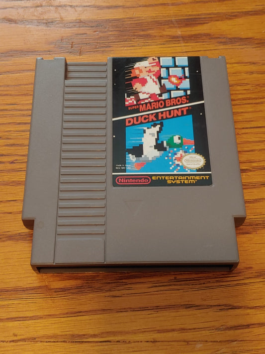 Super Mario Bros. / Duck Hunt NES 1985 Great Condition