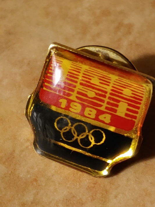 1984 USA Olympic Olympics Pin lapel Tie Tack