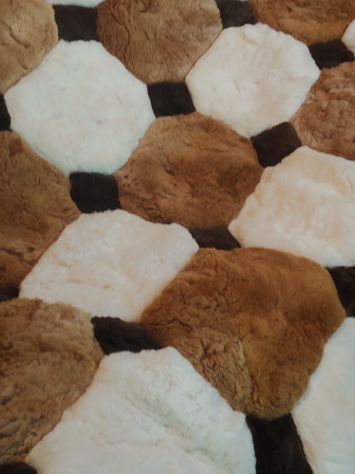 Alpaca 5.5' X 7' 100% Alpaca 6" thick Made In Peru Great Condition