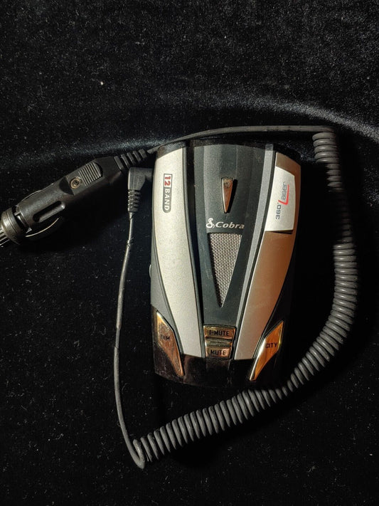 Cobra XRS 9430 12 Band Laser Radar Detector Powers Up Untested