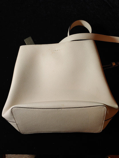 REDUCED! Coach 91122 Cream shoulder bag great condition