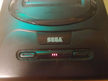 SEGA Genesis MK-1631 Black Console 2 Controllers RF Unit AC 10 Games