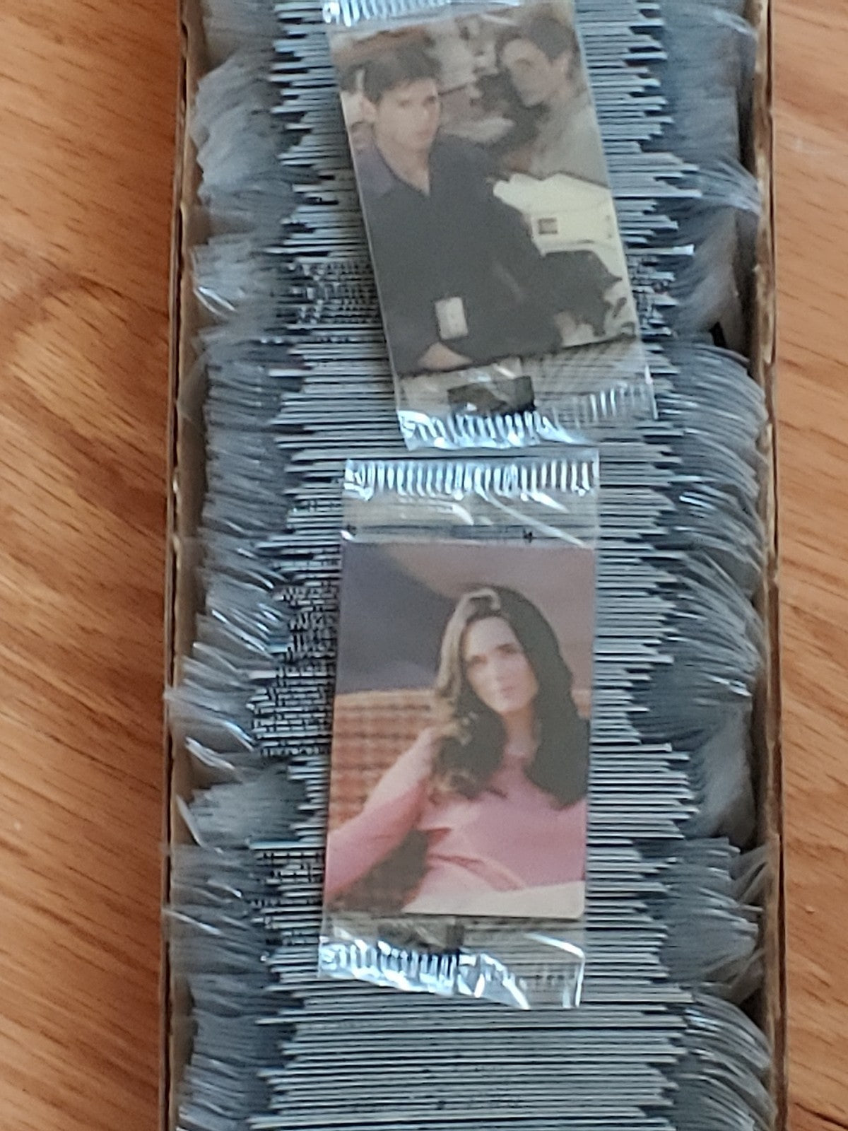 New! Vintage Sealed Bimbo Tray 2003 Hulk Mini Trading Cards about 350/tray RARE!