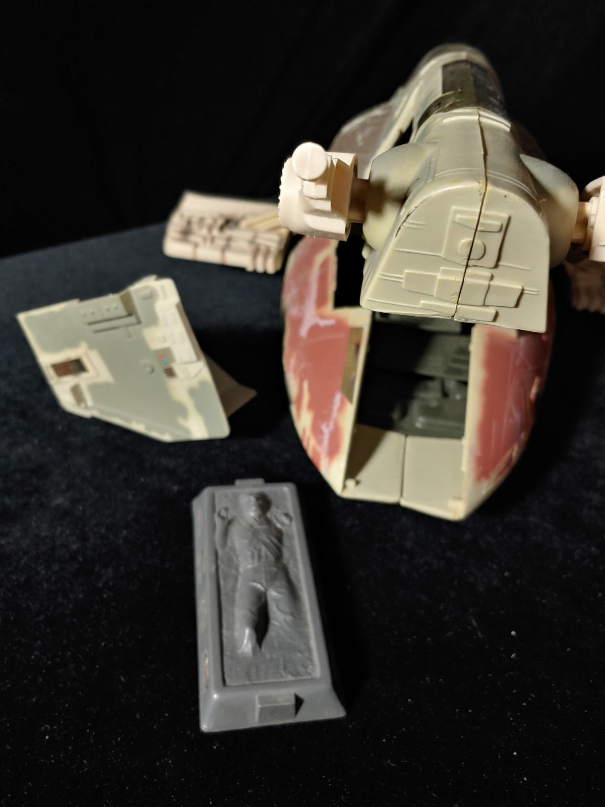 Vintage 1996 STAR WARS Boba Fett’s Slave One Model HASBRO