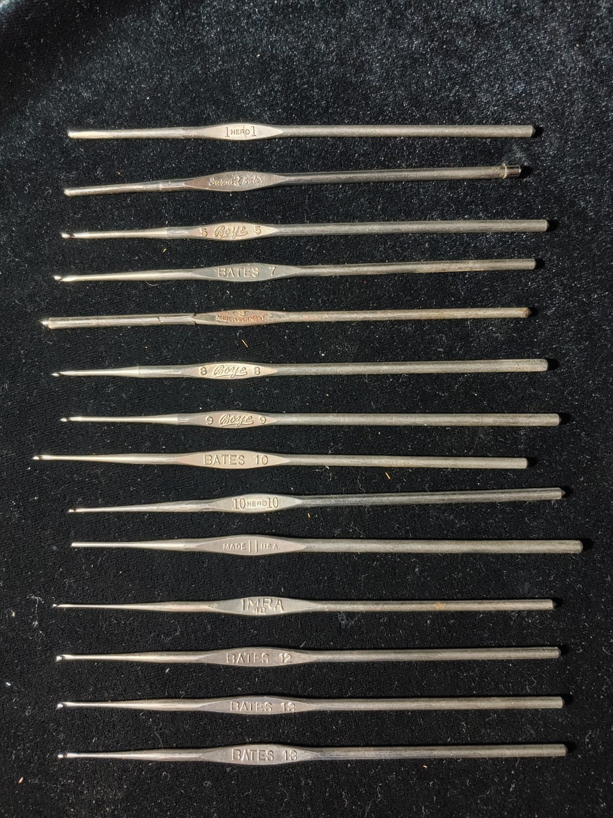 14 Vintage Steel Crochet Hooks 1940's Bates Imra Boye