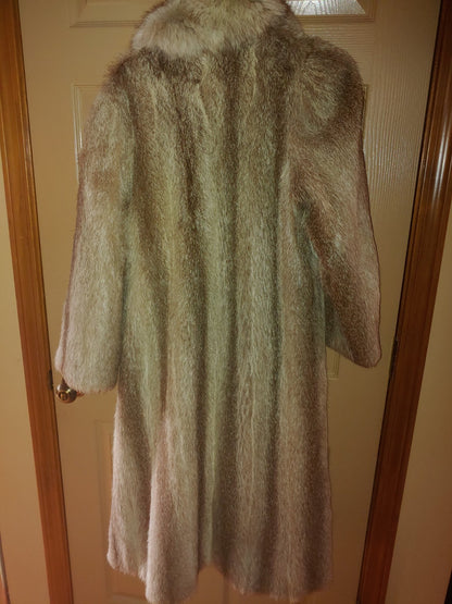 Vintage Nieman Marcus Genuine Fur Coat Coyote/Mink L-XL? Full Sleeve w/Collar