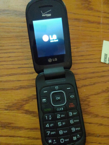 LG UN170 Verizon Flip Phone Black Cell Phone