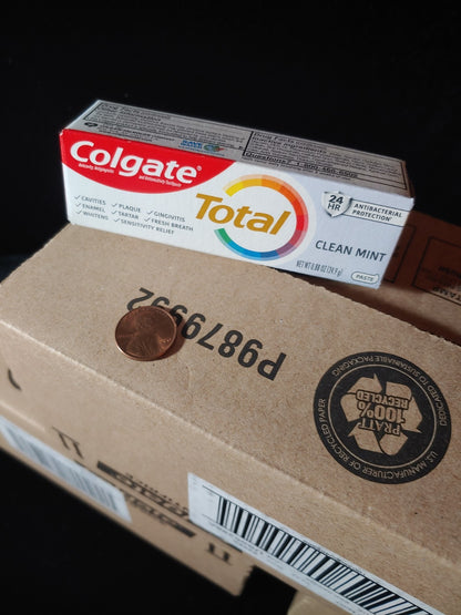 72 Count Colgate Total Toothpaste Paste Clean Mint Travel 0.88 oz