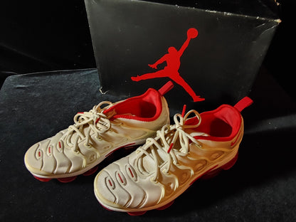 Nike Air VaporMax Plus SZ 9 White University Red 2020 DH0279-100