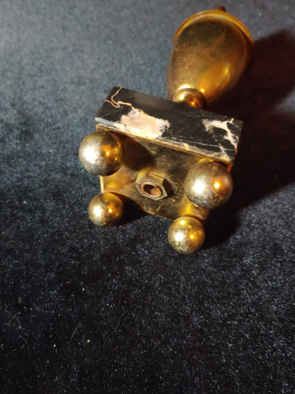 VINTAGE RONSON TABLETOP LIGHTER MARBLE BASE W EXTRA LIGHTER