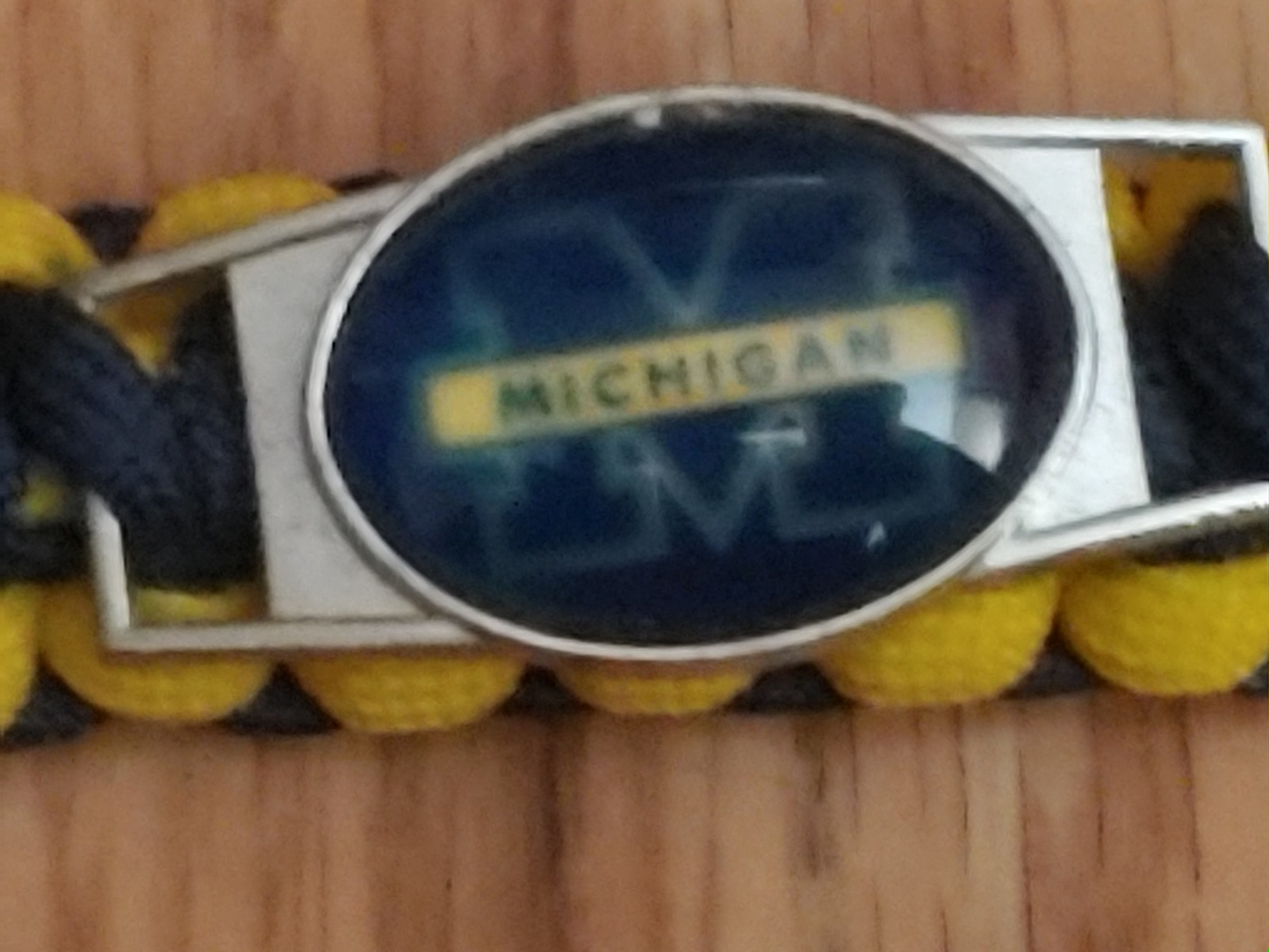 Paracord Survival Bracelets Sports Bracelet NCAA NHL NFL 9'