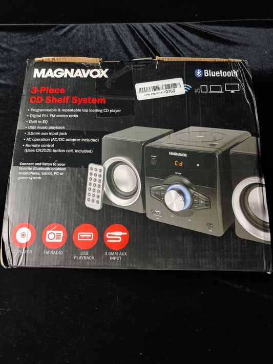 REDUCED! Magnavox MM442 CD Shelf System - Black